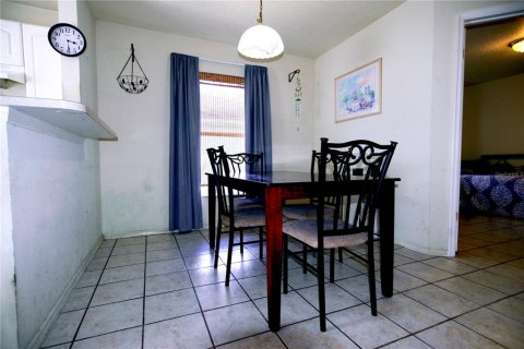 Commercial property in Palm Coast, Florida 6 bedrooms, 210.7 sq.m. № 1909651 - photo 13