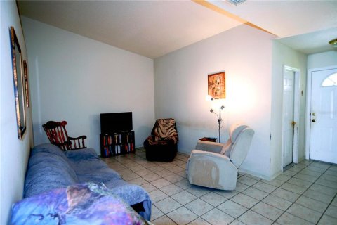 Commercial property in Palm Coast, Florida 6 bedrooms, 210.7 sq.m. № 1909651 - photo 19