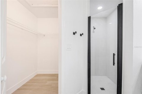 Casa en venta en Deltona, Florida, 3 dormitorios, 179.86 m2 № 2158036 - foto 25