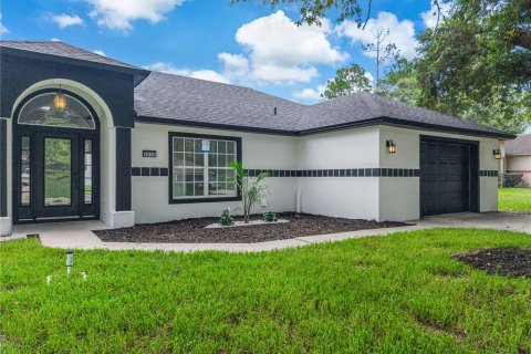 Casa en venta en Deltona, Florida, 3 dormitorios, 179.86 m2 № 2158036 - foto 4