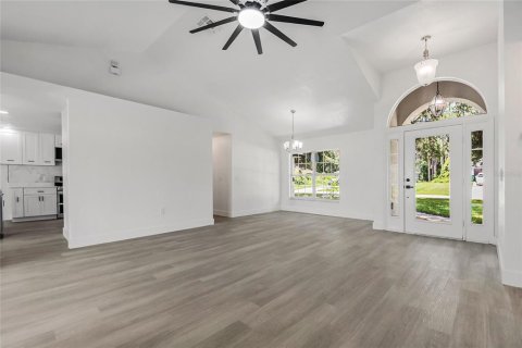 Casa en venta en Deltona, Florida, 3 dormitorios, 179.86 m2 № 2158036 - foto 29