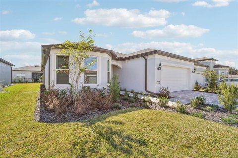 House in Ocala, Florida 3 bedrooms, 204.38 sq.m. № 2104912 - photo 2