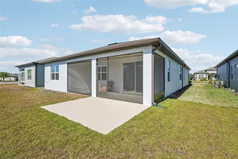 House in Ocala, Florida 3 bedrooms, 204.38 sq.m. № 2104912 - photo 27
