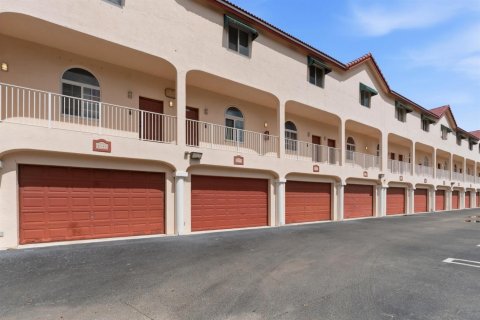Touwnhouse à louer à Pompano Beach, Floride: 3 chambres, 160.54 m2 № 2147303 - photo 22