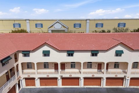 Touwnhouse à louer à Pompano Beach, Floride: 3 chambres, 160.54 m2 № 2147303 - photo 6