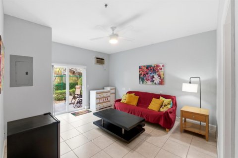 Touwnhouse à louer à Pompano Beach, Floride: 3 chambres, 160.54 m2 № 2147303 - photo 11