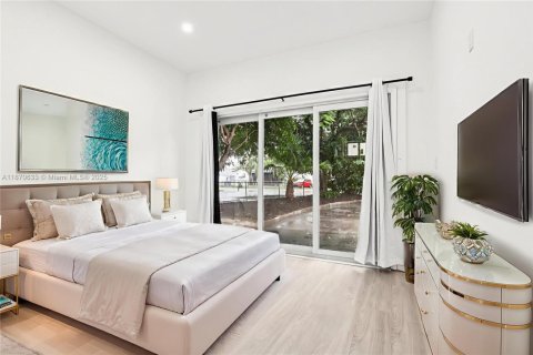 Casa en venta en Hollywood, Florida, 4 dormitorios, 174.38 m2 № 1895872 - foto 14