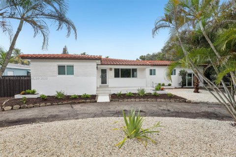 Casa en venta en Hollywood, Florida, 4 dormitorios, 174.38 m2 № 1895872 - foto 2