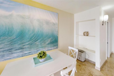 Снять в аренду кондоминиум в Майами-Бич, Флорида 1 спальня, 75.44м2, № 2050084 - фото 3