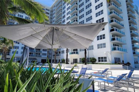 Снять в аренду кондоминиум в Майами-Бич, Флорида 1 спальня, 75.44м2, № 2050084 - фото 10