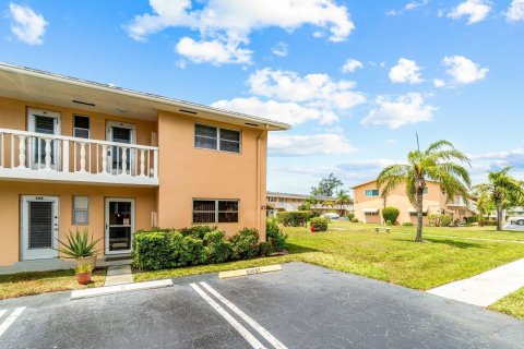 Condo in Boynton Beach, Florida, 2 bedrooms  № 2155069 - photo 15