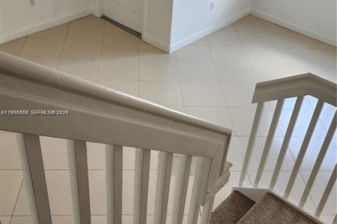 Touwnhouse à louer à Miami, Floride: 3 chambres, 145.95 m2 № 2027907 - photo 20