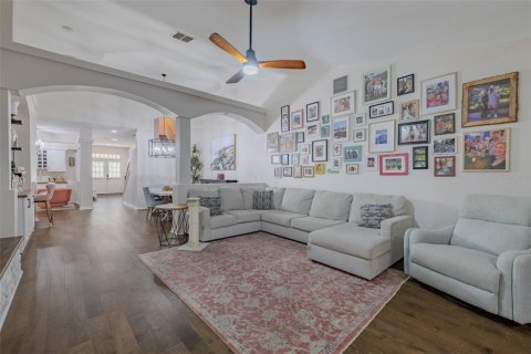 Touwnhouse à vendre à Valrico, Floride: 3 chambres, 211.26 m2 № 2387614 - photo 18