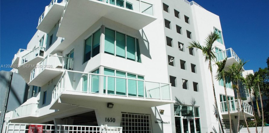 Condo à Miami, Floride, 1 chambre № 2145795
