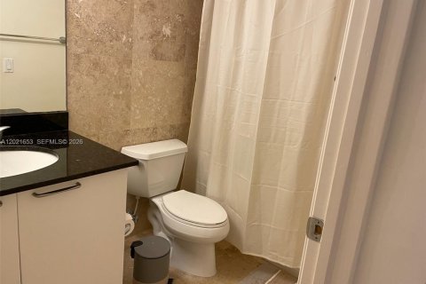 Copropriété à louer à Miami, Floride: 1 chambre, 69.68 m2 № 2145795 - photo 12