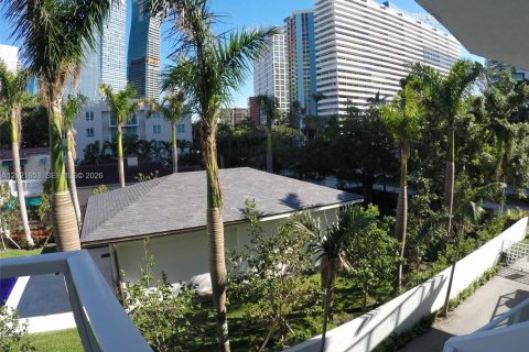 Copropriété à louer à Miami, Floride: 1 chambre, 69.68 m2 № 2145795 - photo 3