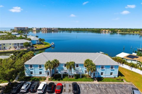 Copropriété à louer à Saint Petersburg, Floride: 2 chambres, 95.13 m2 № 2103613 - photo 3