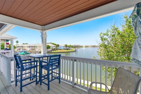 Copropriété à louer à Saint Petersburg, Floride: 2 chambres, 95.13 m2 № 2103613 - photo 2