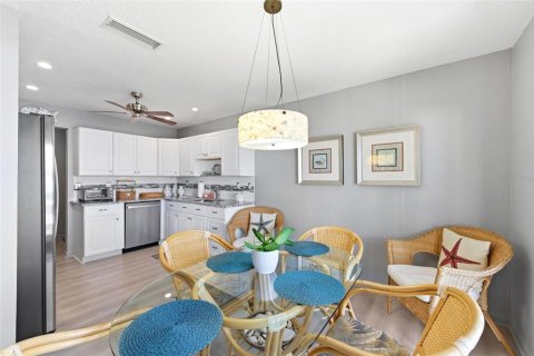 Copropriété à louer à Saint Petersburg, Floride: 2 chambres, 95.13 m2 № 2103613 - photo 16
