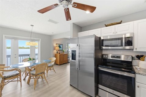Copropriété à louer à Saint Petersburg, Floride: 2 chambres, 95.13 m2 № 2103613 - photo 10
