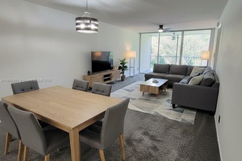 Copropriété à louer à Davie, Floride: 2 chambres, 91.97 m2 № 1953831 - photo 1
