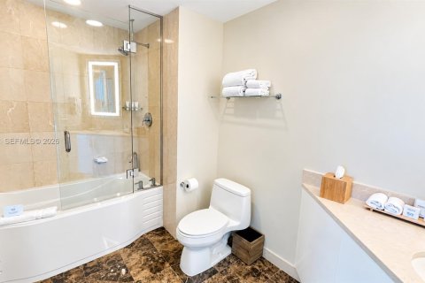 Condo in Fort Lauderdale, Florida, 2 bedrooms № 2316092 - photo 19