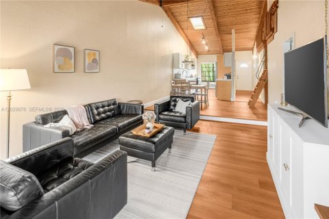 Adosado en venta en Pembroke Pines, Florida, 2 dormitorios, 111.11 m2 № 2077933 - foto 6