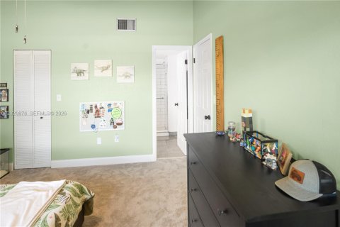 Adosado en venta en Pembroke Pines, Florida, 2 dormitorios, 111.11 m2 № 2077933 - foto 25