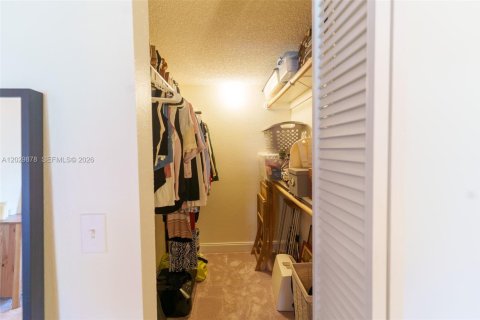 Adosado en venta en Pembroke Pines, Florida, 2 dormitorios, 111.11 m2 № 2077933 - foto 20