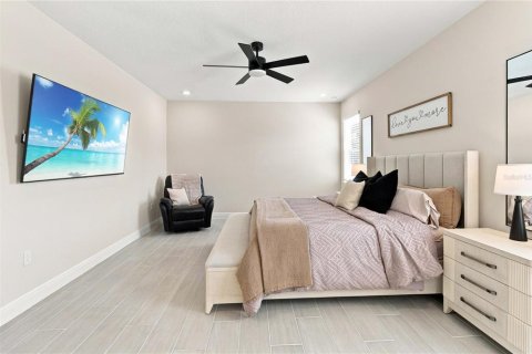 House in Minneola, Florida 6 bedrooms, 400.69 sq.m. № 2359469 - photo 18