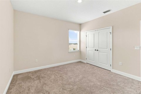 House in Minneola, Florida 6 bedrooms, 400.69 sq.m. № 2359469 - photo 28