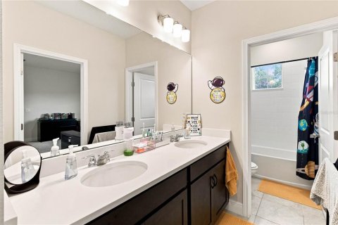 House in Minneola, Florida 6 bedrooms, 400.69 sq.m. № 2359469 - photo 2