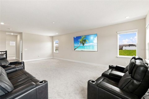 House in Minneola, Florida 6 bedrooms, 400.69 sq.m. № 2359469 - photo 24
