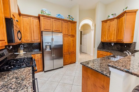 Casa en venta en Port St. Lucie, Florida, 3 dormitorios, 205.41 m2 № 2078164 - foto 4