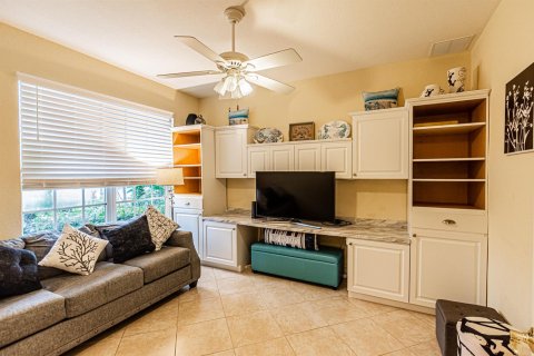 Casa en venta en Port St. Lucie, Florida, 3 dormitorios, 205.41 m2 № 2078164 - foto 13