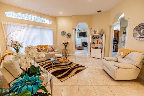 Casa en venta en Port St. Lucie, Florida, 3 dormitorios, 205.41 m2 № 2078164 - foto 2