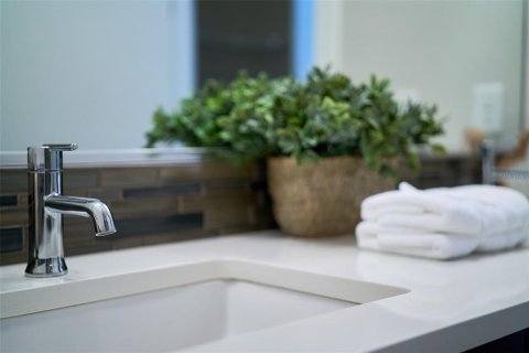 Adosado en venta en Saint Petersburg, Florida, 3 dormitorios, 184.69 m2 № 2277690 - foto 29
