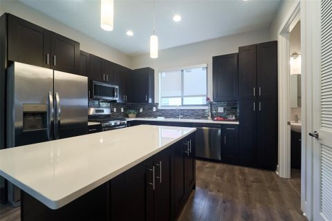 Adosado en venta en Saint Petersburg, Florida, 3 dormitorios, 184.69 m2 № 2277690 - foto 17