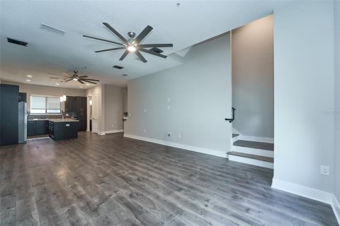 Adosado en venta en Saint Petersburg, Florida, 3 dormitorios, 184.69 m2 № 2277690 - foto 14