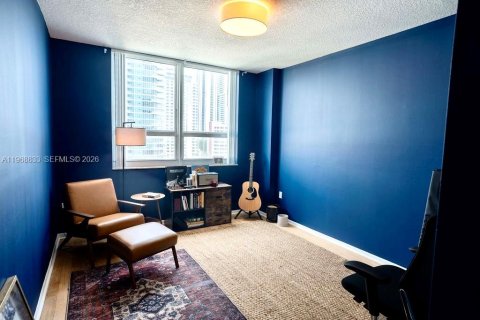 Condominio en venta en Miami, Florida, 2 dormitorios, 97.45 m2 № 2032875 - foto 19