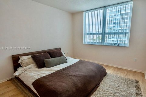 Condominio en venta en Miami, Florida, 2 dormitorios, 97.45 m2 № 2032875 - foto 9