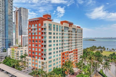 Condominio en venta en Miami, Florida, 2 dormitorios, 97.45 m2 № 2032875 - foto 28