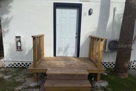 Appartement à Tampa, Floride 3 pièces, 17.65 m2 № 2092175
