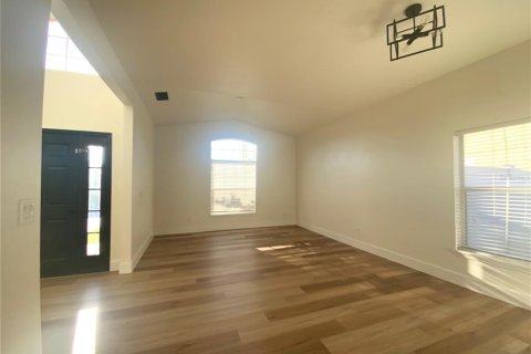 Villa ou maison à vendre à Kissimmee, Floride: 4 chambres, 179.86 m2 № 2418591 - photo 15