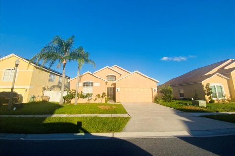 Villa ou maison à vendre à Kissimmee, Floride: 4 chambres, 179.86 m2 № 2418591 - photo 3