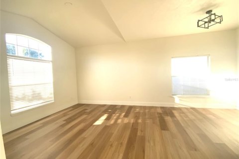 Villa ou maison à vendre à Kissimmee, Floride: 4 chambres, 179.86 m2 № 2418591 - photo 16