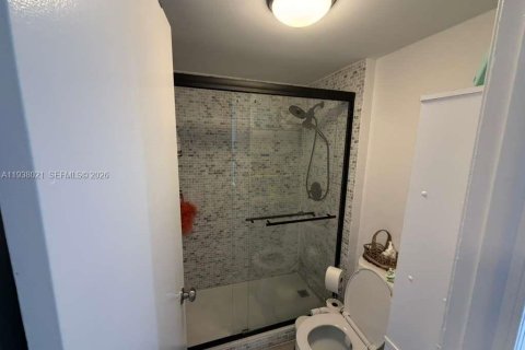 Купить кондоминиум в Майами-Бич, Флорида № 2001706 - фото 18