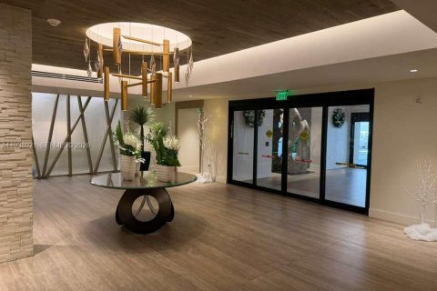 Купить кондоминиум в Майами-Бич, Флорида № 2001706 - фото 30