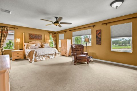 House in West Palm Beach, Florida 6 bedrooms, 360.83 sq.m. № 2180189 - photo 26