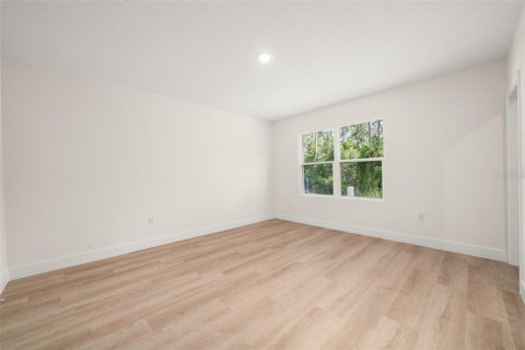 House in Sebring, Florida 3 bedrooms, 134.71 sq.m. № 2297076 - photo 24